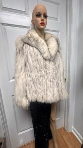 Stunning Blue Fox Fur Short Coat Jacket M