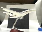 Embraer Phenom 300 Model Jet 1:72 Limited Edition
