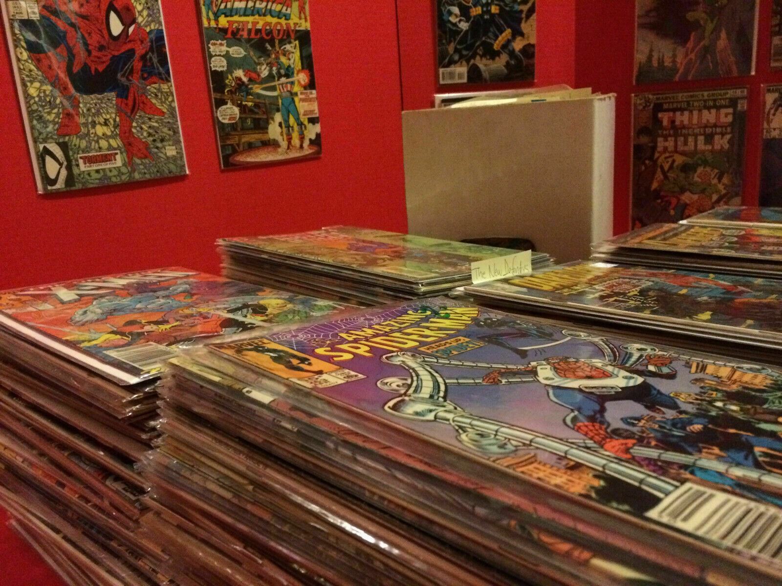 Marvel and DC Saga Collectibles: Massive 25 Comic Collection