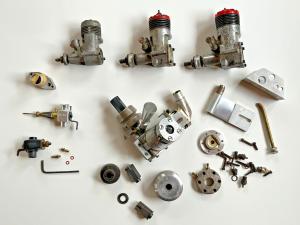 Lot of 4 Vintage RV Airplane Engines & Parts