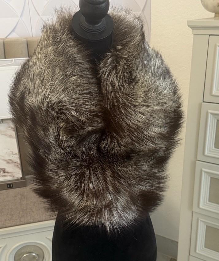 Silver Fox Fur Wrap Shawl for Saga Collectibles