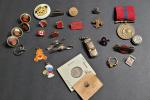 WWII Marine Navy Turkish Canada Pins & Buttons Lot