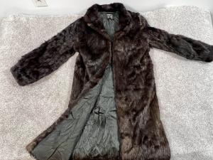 Brown Vintage Mink Coat for Women, Size 10