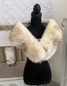 Saga Fox Fur Wrap Collar Scarf