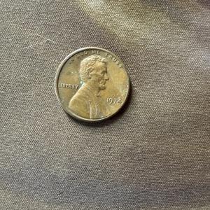 1974 Rare Penny No Mint Mark with Uneven Rim