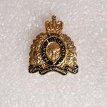 Royal Canadian Mounted Police Button Pin