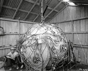Trinity Test Atomic Bomb 1945 WWII Photo 8x10