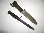 Moore Militaria M7 Bayonet with M8A1 Scabbard