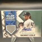 MLB 21 Hot Box: 1 Auto, 2 Relics, Inserts