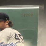 MLB 21 Hot Box: 1 Auto, 2 Relics, Inserts