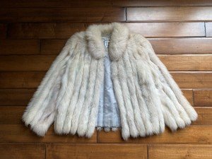 Beige Fox Fur Coat - Size Large