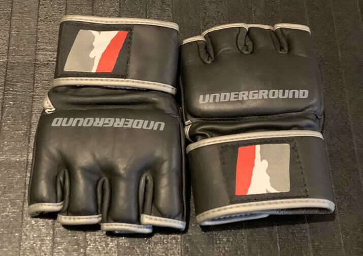 Black Competition Pro Style MMA Gloves