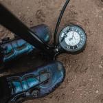 LEZYNE Classic Floor Pump - 220psi, Metallic Black