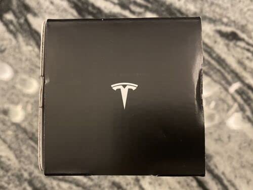 Tesla NEMA 14-50 Gen 2 Mobile Connector Smart Adapter