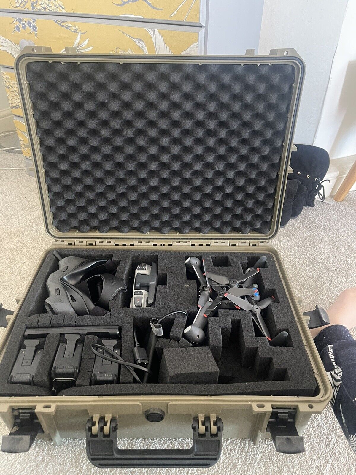 DJI FPV Ready-to-Fly Drone Kit