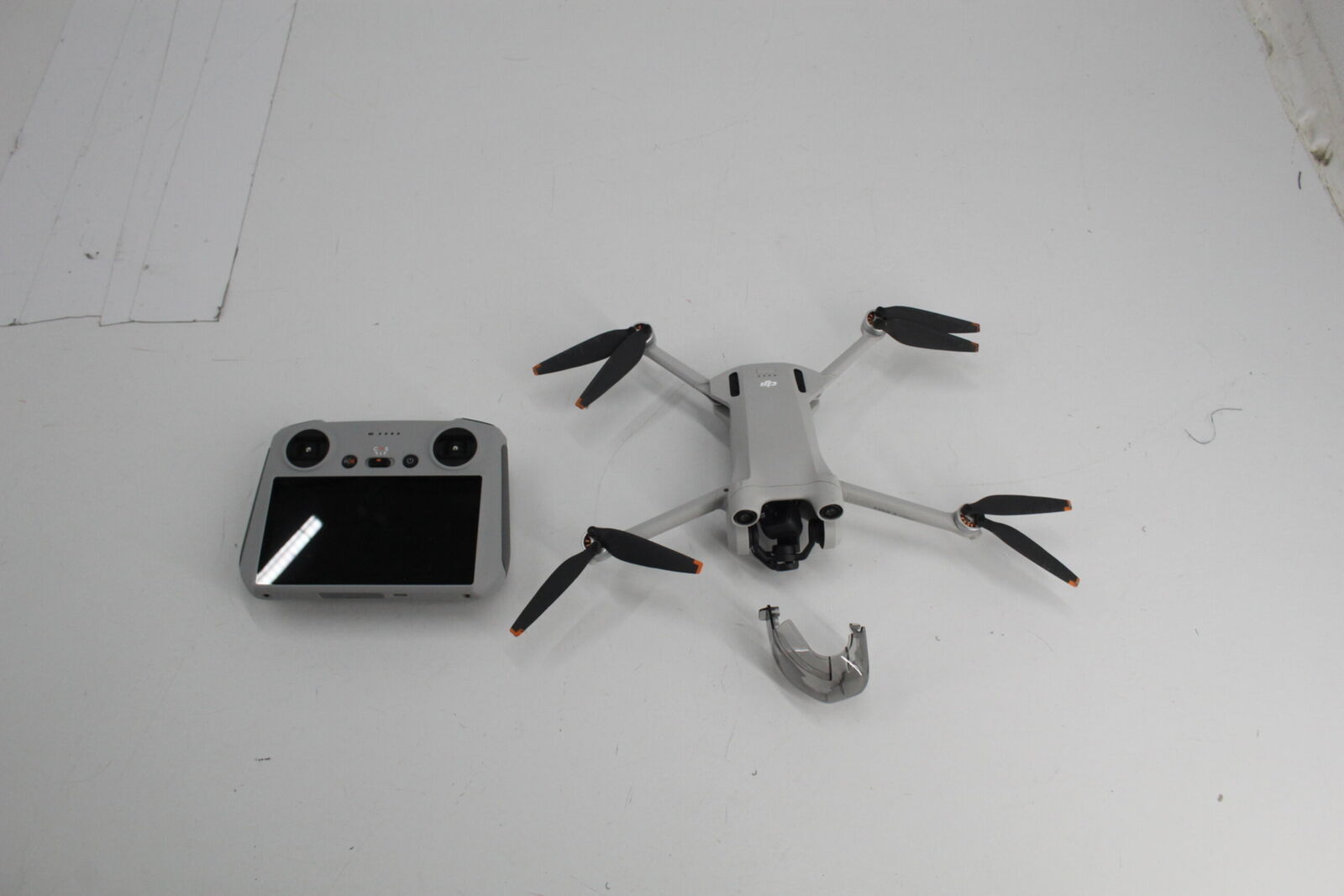 DJI Mini 3 Pro (DJI RC) Drone Pro Bundle