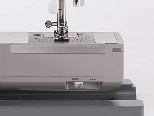 Singer Sewing 23 Built-in Stitches with Machine Tote