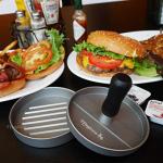 Meykers Non-Stick Burger Press with Patty Papers