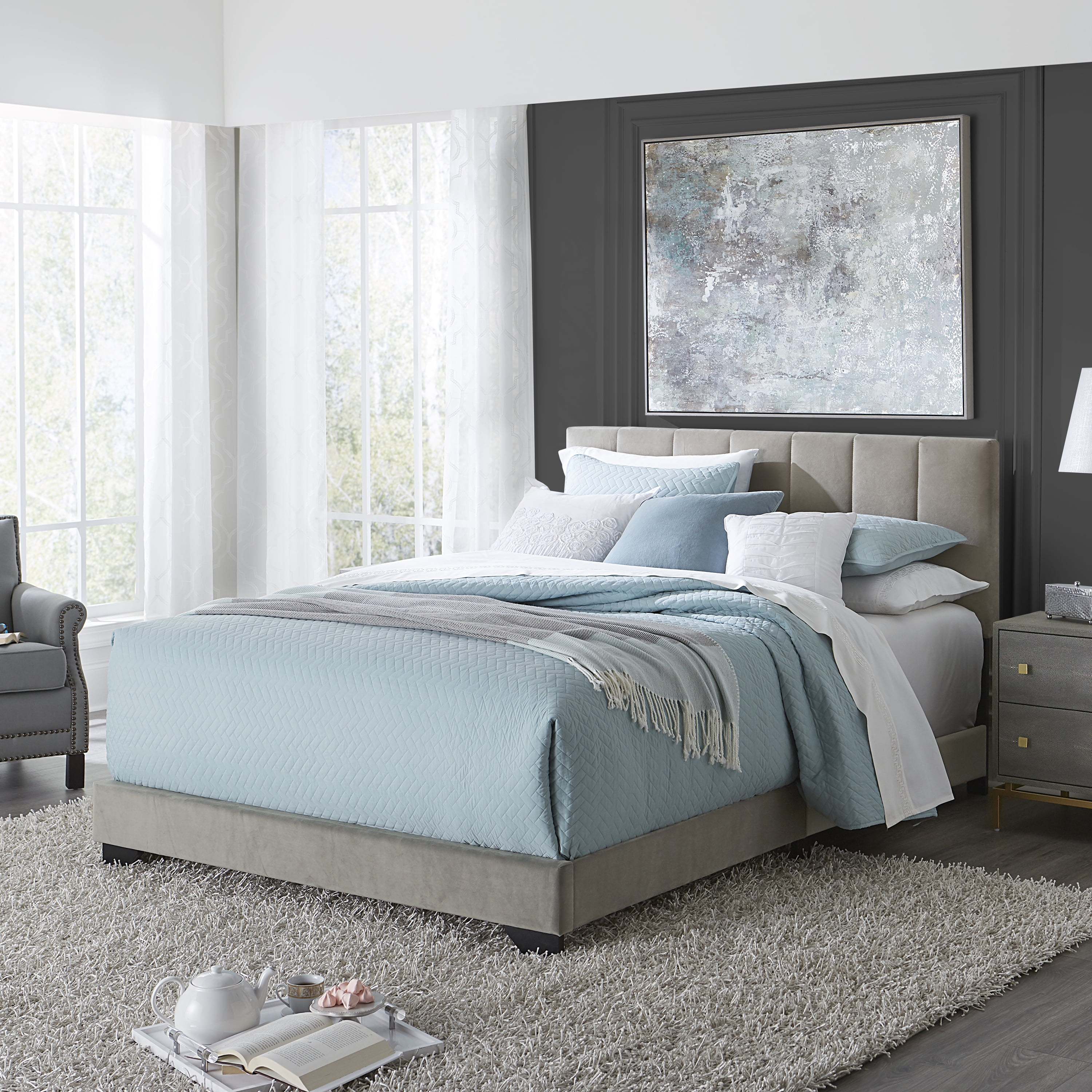 Hillsdale's Reece Channel Stitched Queen Bed in Grey