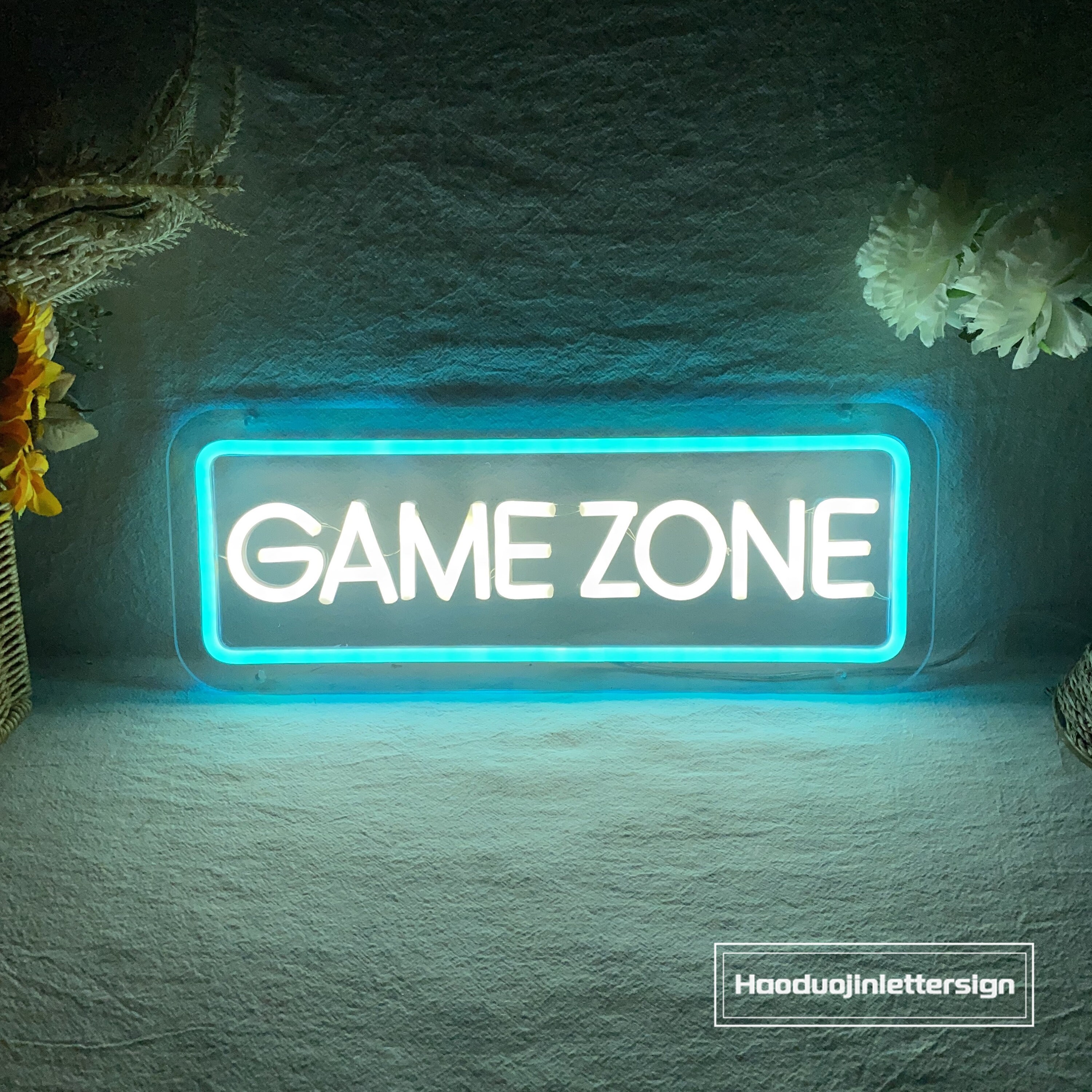 Neon Game Zone Sign: Custom LED Gamer Decor