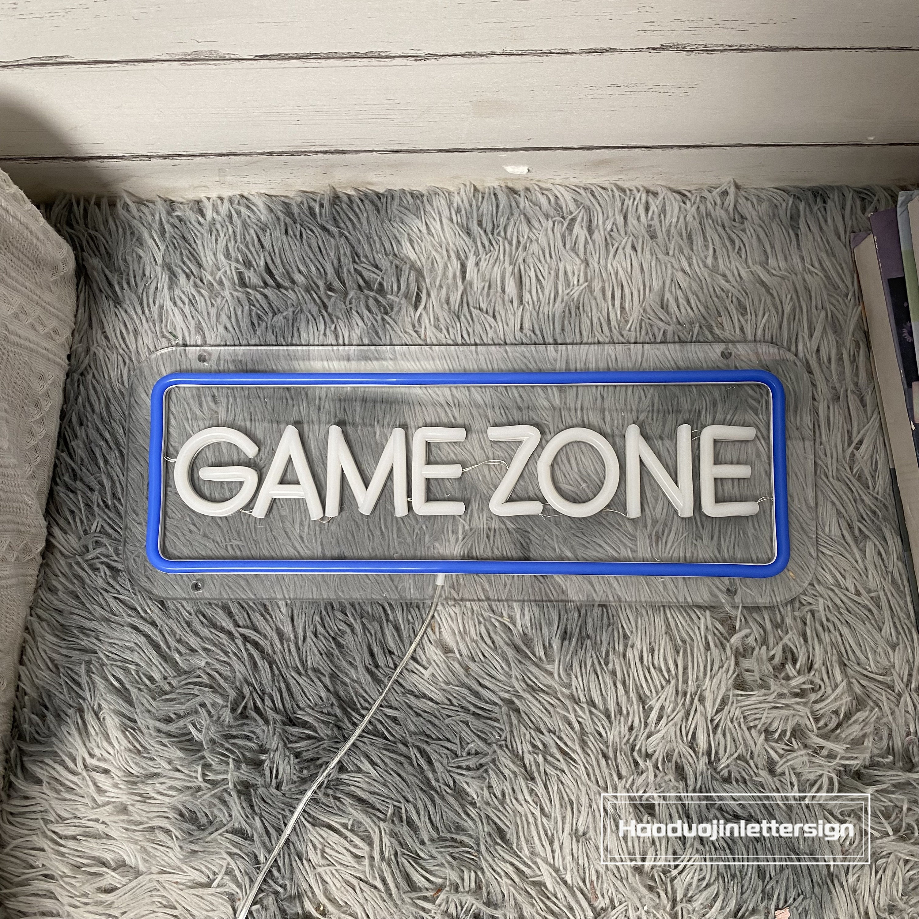 Neon Game Zone Sign: Custom LED Gamer Decor