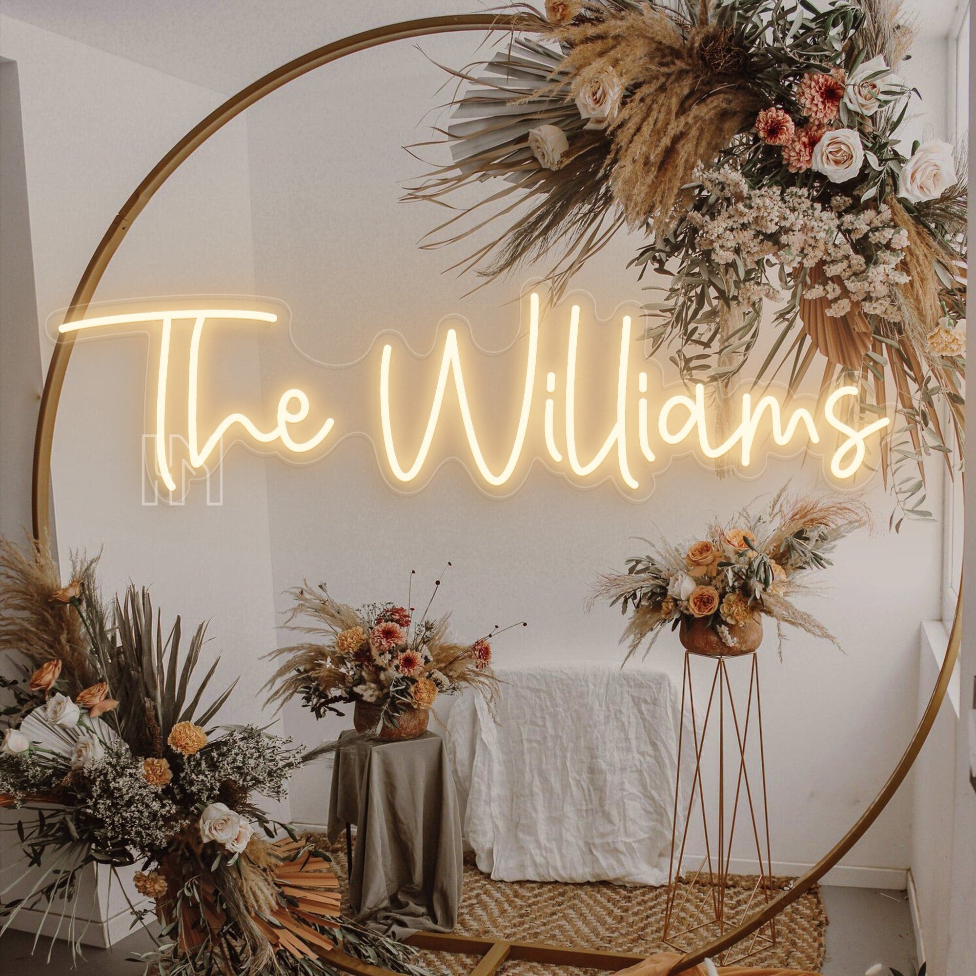 Customized Neon Last Name Wedding Sign for Wall Décor