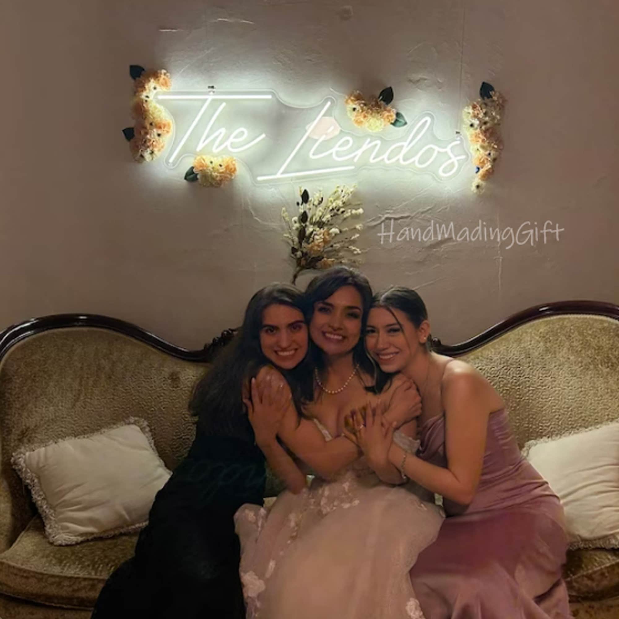 Customized Neon Last Name Wedding Sign for Wall Décor