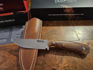 Montana Knife Company Whitetail Ironwood Knife