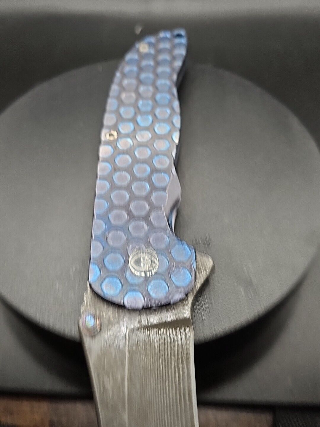 GRIMSMO Knives NORSEMAN #985 Blue Honeycomb Design