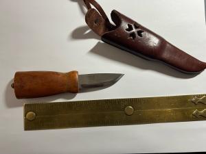 Helle Norwegian Belt Knife with Sheath - Ultra Sharp