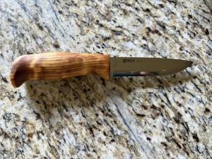 Helle Gaupe 4.21" Fixed Knife with Curly Birch