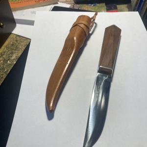 Helle Fabrikker Vintage Knife with Leather Sheath