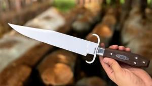 Dundee Hell's Belle Historical Hunting Bowie Knife