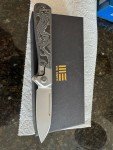 WE KNIFE Soothsayer Aluminum & Carbon Fiber Knife