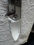 WE KNIFE Soothsayer Aluminum & Carbon Fiber Knife