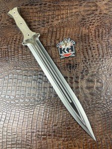 Busse Combat FMV14 with Tigerhide Micarta Handle