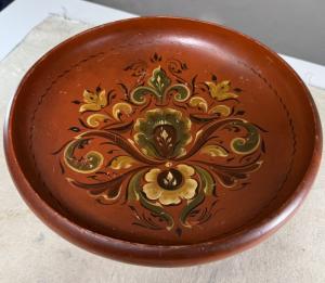 Vintage Norwegian Rosemaling Wooden Bowl – Folk Art
