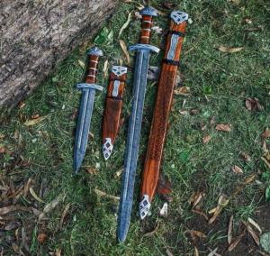 Handmade Damascus Steel Viking Sword with Scabbard