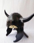 Thor Instruments Viking Horned Helmet – Rustic Decor