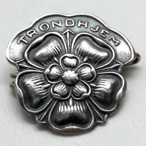 Small Antique Norwegian Tudor Rose from Trondhjem