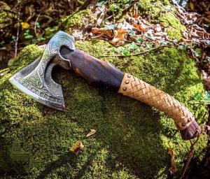 Custom Viking Axe with Sheath - Valhalla Tomahawk