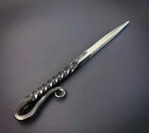 Viking Hand Forged Twisted Spike 7-Inch Utensil