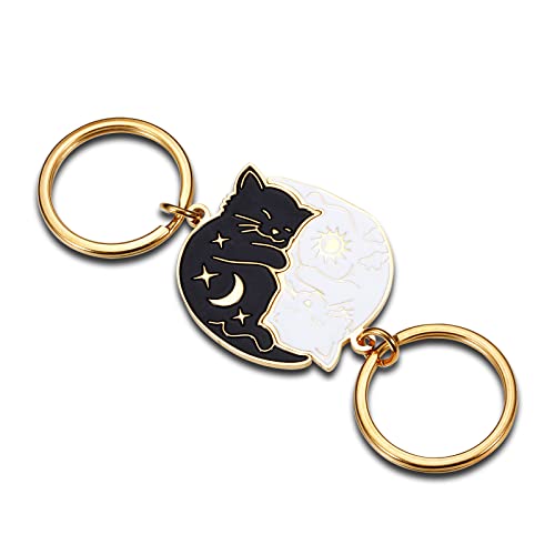 Cute Couple's Keychain: Perfect Celebration Gift for Partners