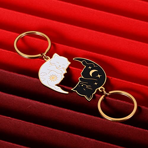 Cute Couple's Keychain: Perfect Celebration Gift for Partners