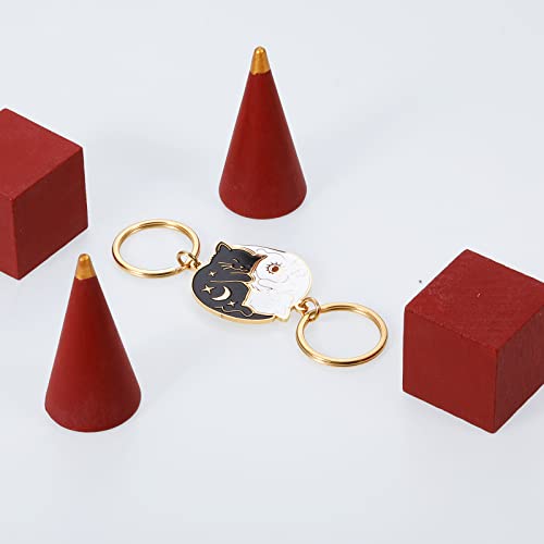 Cute Couple's Keychain: Perfect Celebration Gift for Partners