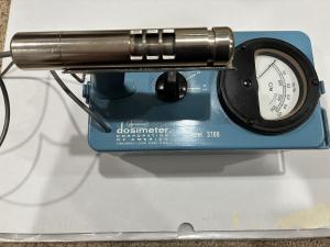 Model 3700 Dosimeter Radiation Counter
