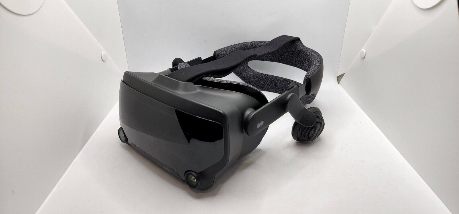 Valve Index VR Headset with Face Cushion