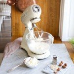 Cream Smeg 50's Retro Stand Mixer VIP Shopper