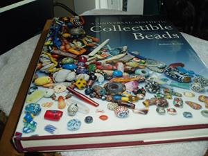 Collectible Beads: A Universal Aesthetic (Beadwork Books)