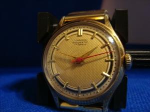 JUNGHANS TRILASTIC 17 JEWEL MANUAL WIND WRISTWATCH WITH EXPANSION BAND. RUNNING!